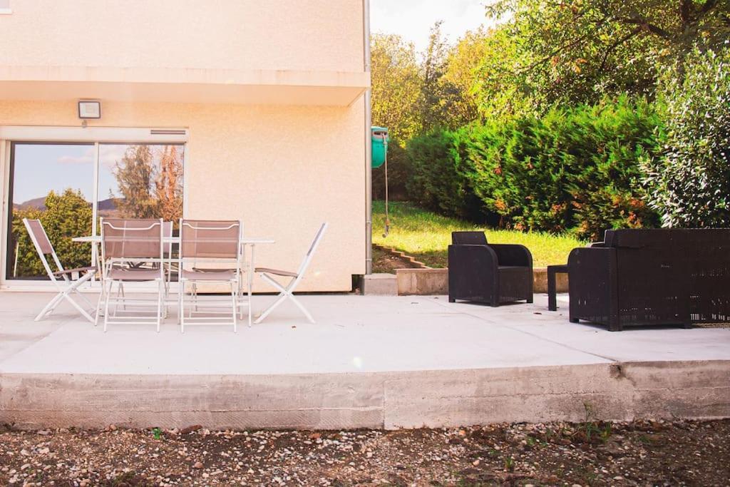 Dependance Chaleureuse Et Calme Apartment Champagneux Luaran gambar