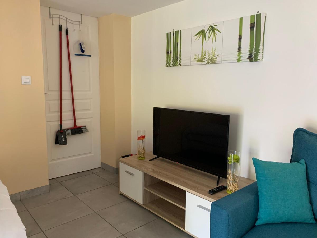 Dependance Chaleureuse Et Calme Apartment Champagneux Luaran gambar