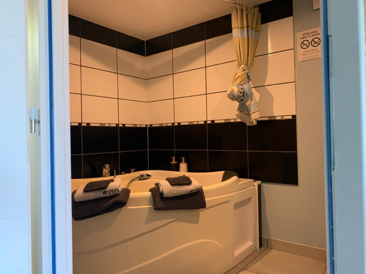 Dependance Chaleureuse Et Calme Apartment Champagneux Luaran gambar